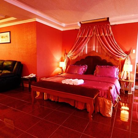 Jaimee'S Hotel, Resort And Restaurant Maasin  Δωμάτιο φωτογραφία