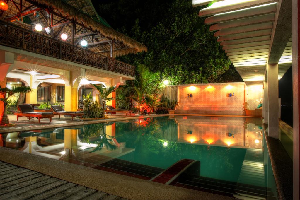 Jaimee'S Hotel, Resort And Restaurant Maasin  Εξωτερικό φωτογραφία