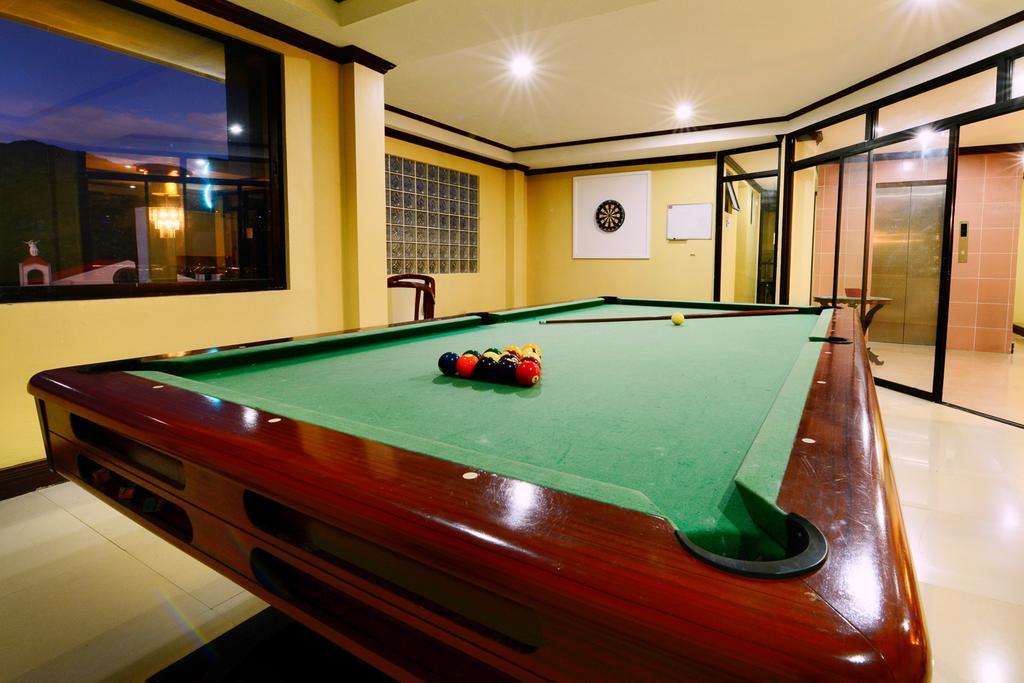 Jaimee'S Hotel, Resort And Restaurant Maasin  Εξωτερικό φωτογραφία